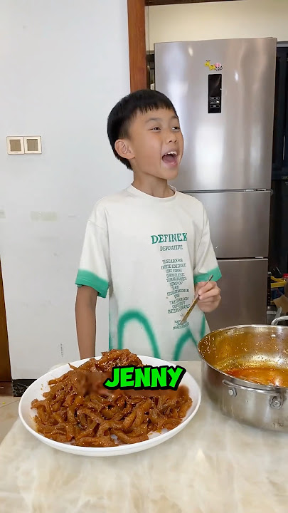Langlang made spicy jelly! 😋