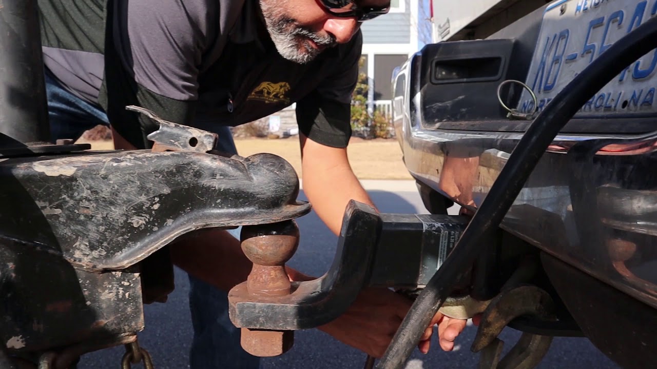 How to safely disconnect your equipment trailer - YouTube