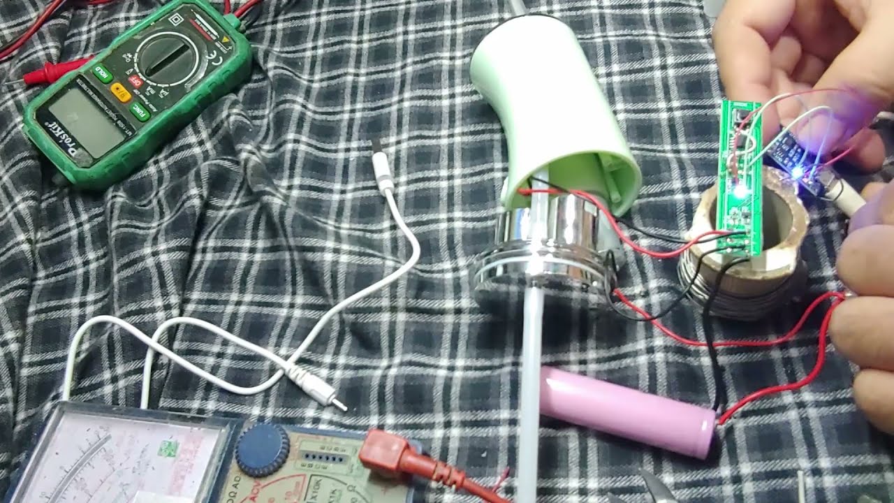 Tăm nước trung quốc mới sài vài lần đã hư. Tháo ra sữa... - youtube