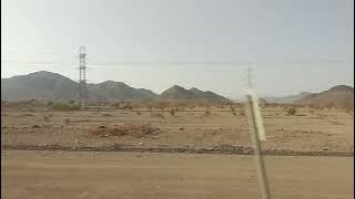 Perjalanan Melihat Bukit Dan Padang Yang Tandus