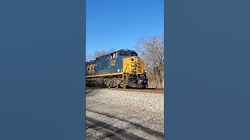 CSX M415 Plus CSX 5461 Seaboard System Sticker Unit Passing through Weaver Maryland #train #csx