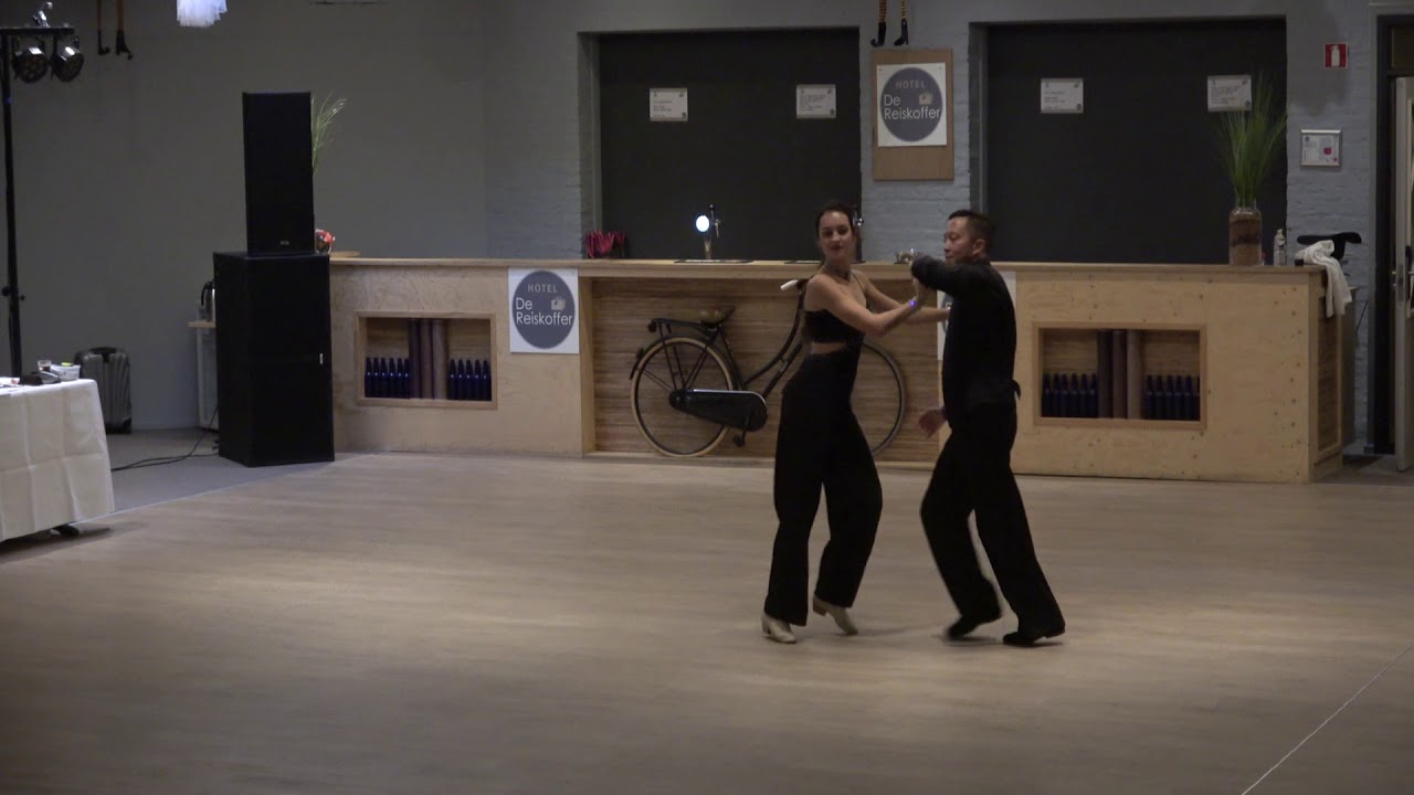 PRO AM CLASSIC SUNDAY 8 W C S 3 camera iphone 8 plus apk