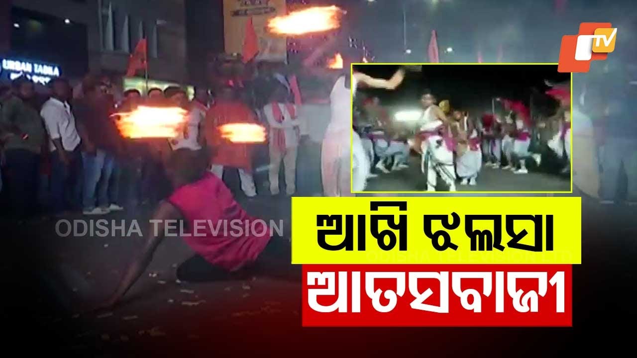 Grand Hanuman Jayanti Celebration in Sambalpur: Majestic Procession, Fireworks Light Up the Night