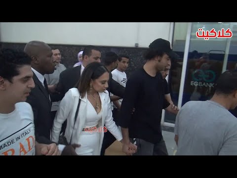 علي ربيع ينقذ بسنت احمد صيام من زحام وتـ دافع الجمهور في العرض الخاص لـ فيلم ز ومـ بي 