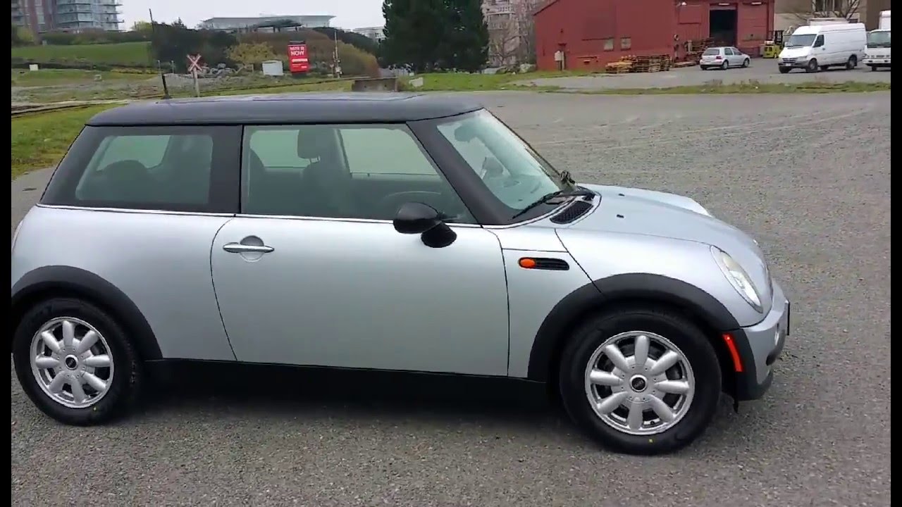 2003 Mini Cooper - 5spd - 111,000k Malibu Motors - YouTube
