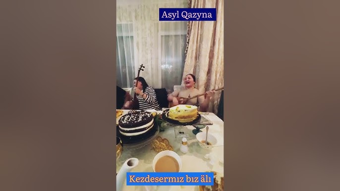 Тікелей эфирдегі жалаңаш жүргізушілердің видеосы