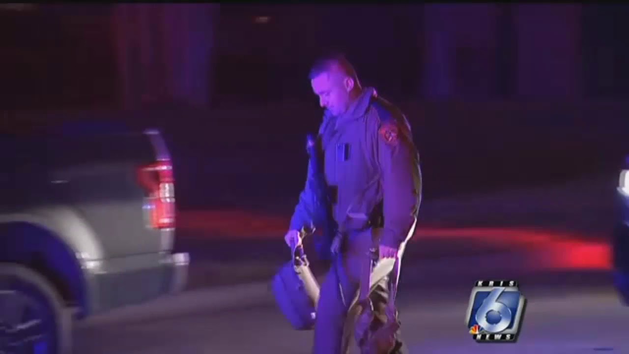 Police officer fatally shot at suburban Dallas apartments - YouTube