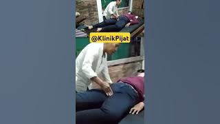 Terapi pijat sehat #massage #pijatpengobatan  #viralvideo #pijattradisionaljawa #trending #pijat