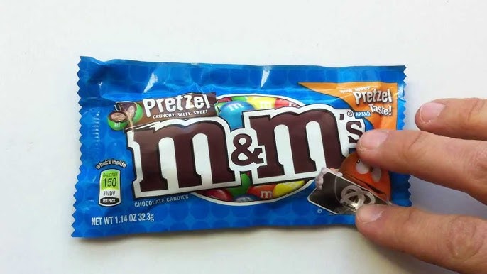 Tales of the Flowers: M&M Munchums and M&M Crunchy Cookie Taste