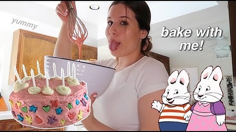 bake with me! | recreating the max and ruby cake