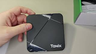 TANIX TX5 2025 Android TV box unboxing