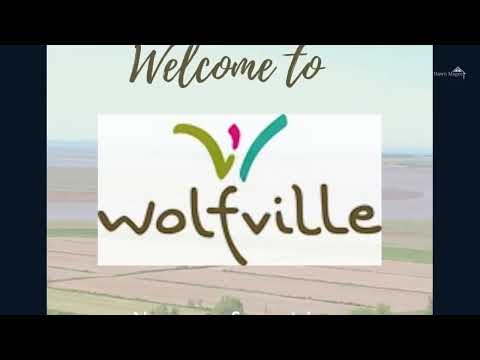 Walking tour of Wolfville NS