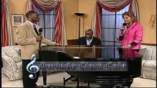 Dorinda Clark Cole Sings "The Potter's House" chords