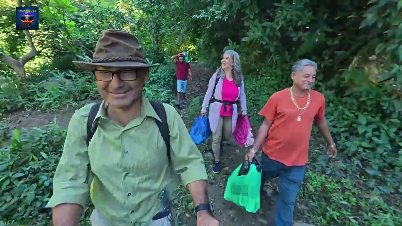 ASI se VIVE en el CAMPO COCINANDO y COMPARTIENDO ALEGRIA