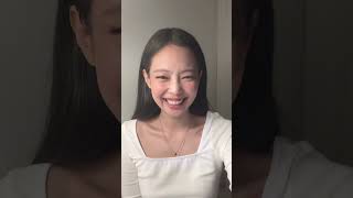 She Is So Cute 🥺💗🤭 Jennie Weverse  Resimi