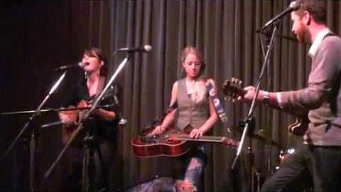 Larkin Poe at Eddie's Attic July 2011