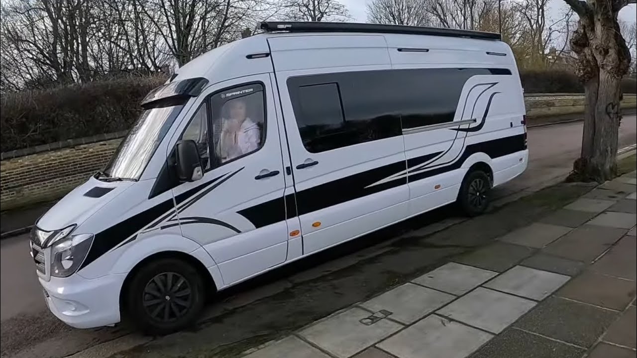 40 MINUT CZEKANIA NA TEN SPECJAŁ | MIESZKAMY W BOGATEJ DZIELNICY | Merci Kampervan