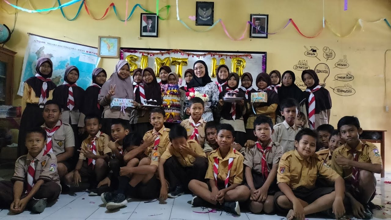 Happy Teachers day SDN Tanjungharja 02