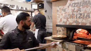 NAPOLI 🇮🇹 La grandiosa Pizza Napoletana della Pizzeria &quot;La Notizia&quot; di Enzo Coccia