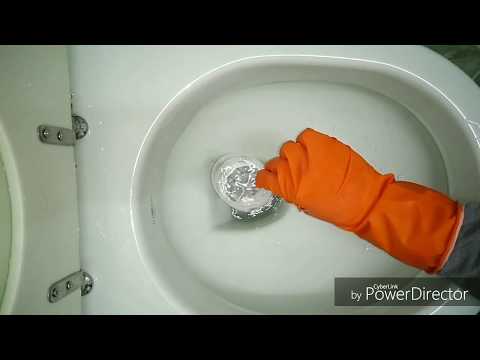 فيديو: كيفية تنظيف الحمام: التركيز على الوسائل المتاحة