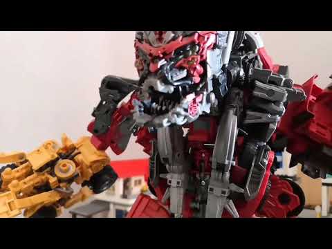 Devastator vs Optimus and Bee Stop motion teaser