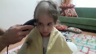 Saçlarımı Kazıttım Çocuk Saç Kesme Saç Kazıma Ve Kazıtma Videoları Eğlenceli̇ Çocuk Vi̇deo