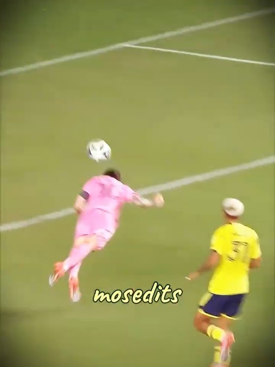 MIND-BLOWING Messi DIVING HEADER Goal🔥