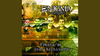 Video thumbnail of "Enigma Norteño - Lo Lindo de Ti / Sombrero de Lado (En Vivo)"