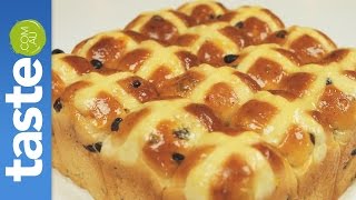 How to make hot cross buns | taste.com.au