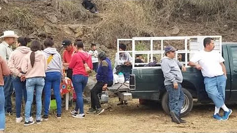 Tradicional Pase al capulin y jaripeo en Isaac Arr...