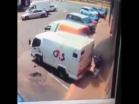 Cash In Transit Armed Robberies In South Africa - YouTube