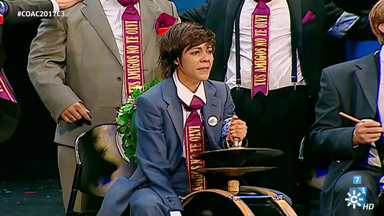 Chirigota No te vayas todavía 'Lleváis delante una piba' Pasodoble Cuartos - HD | COAC 2017