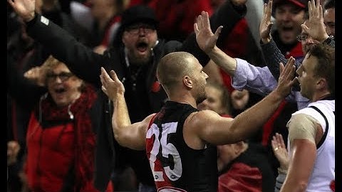 Showreel: Stringer delivers for the Bombers | Round 4, 2018 | AFL