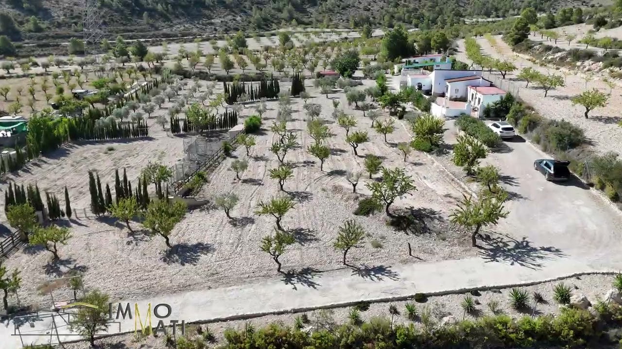 🐎 IM110 – A Dream Property for Horse Lovers in Sax – Includes REGA and Guest Houses