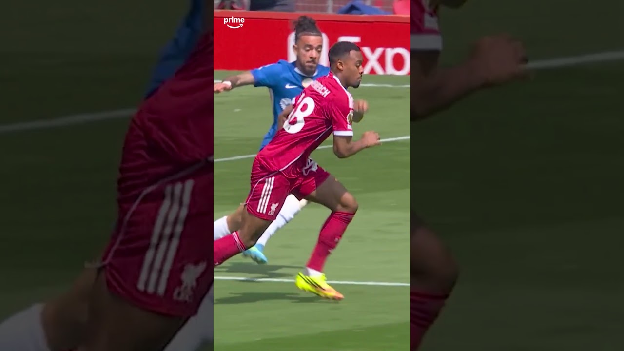 Wat een HEER-LIJ-KE goal van Ryan Gravenberch🤩