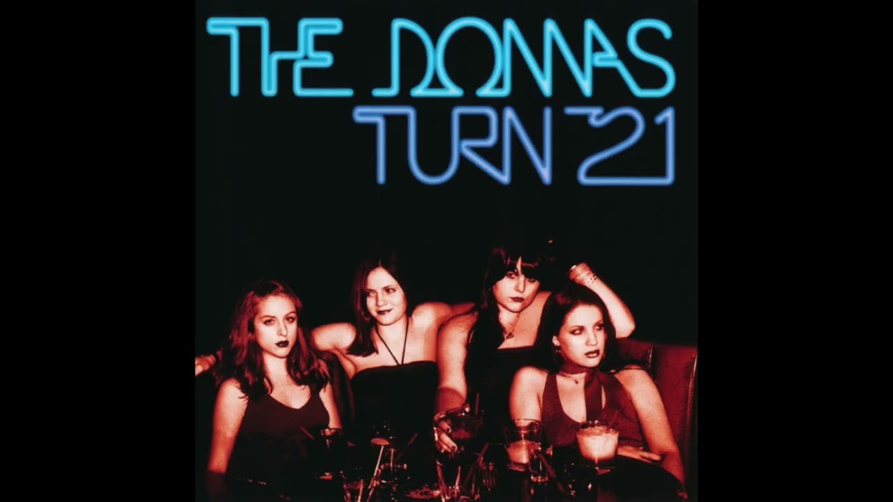 The Donnas – Turn 21 2001 - YouTube