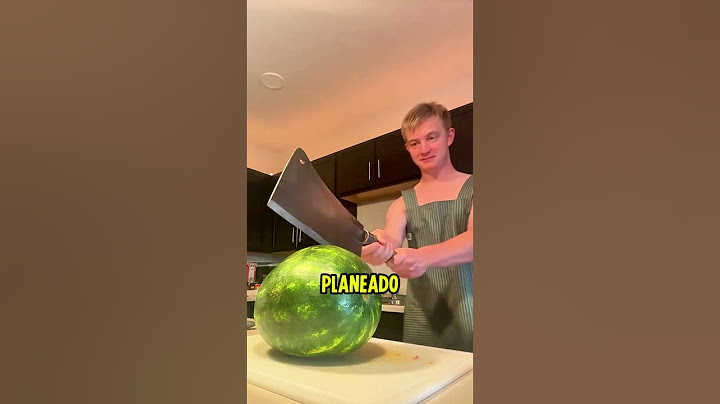 This watermelon cut did NOT go as planned 😳🍉 #shorts #shortsvideo