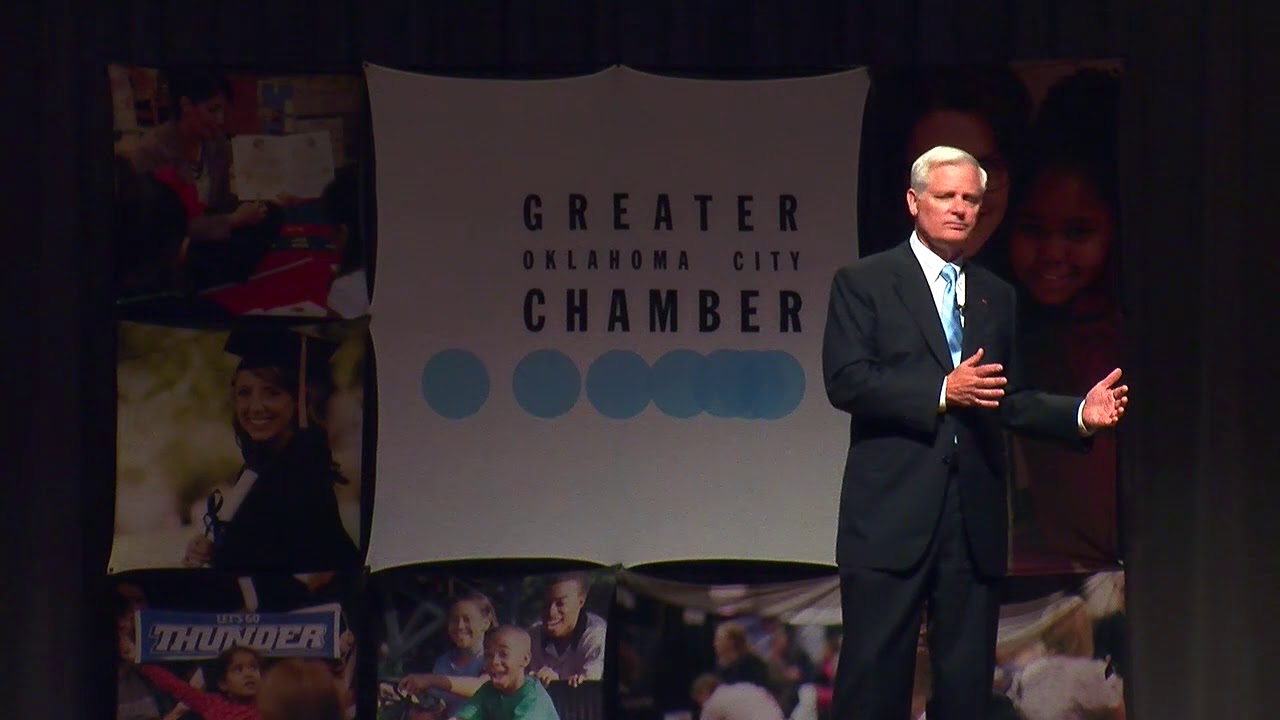 James Gallogly speaks at the State of the Schools luncheon