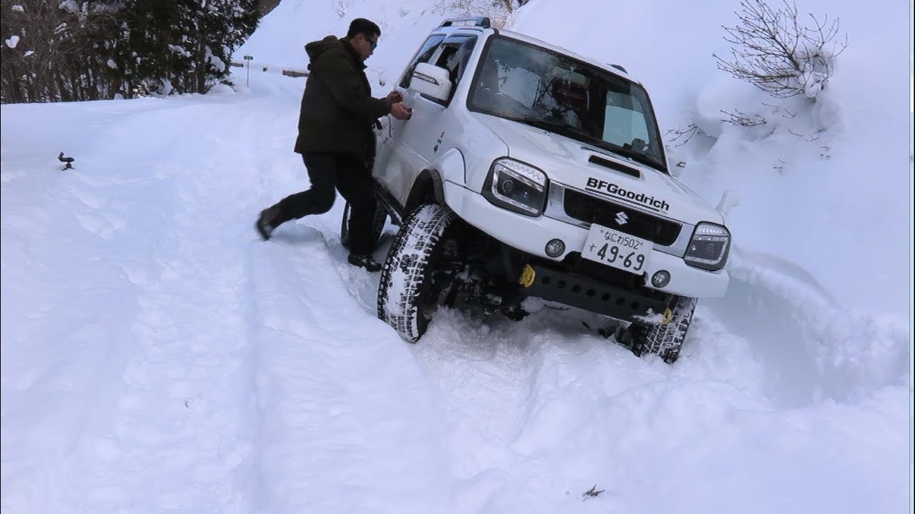 冬キャンプでスタックは怖い 雪道を走る時に車に常備する３つの装備 ドラッグスター乗りの無骨キャンプツーリング