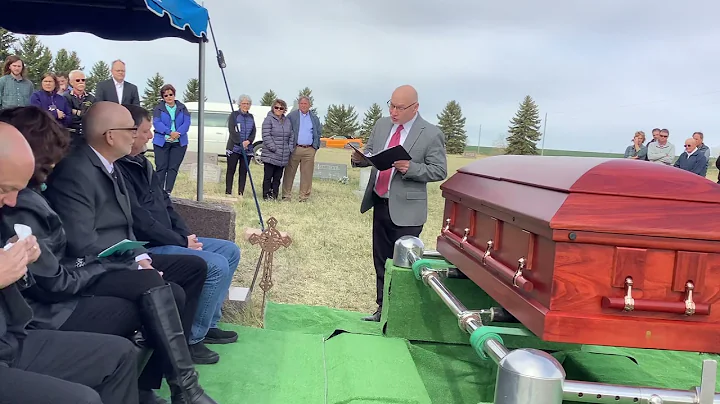 Graveside service for Jean McClellan Hintz