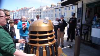 Dalek Doris tries to order an ice cream.