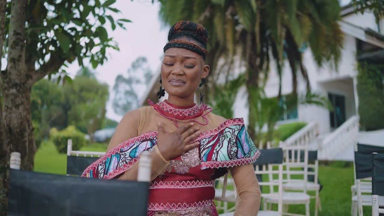 David kombi Ft merveille kahindo- Anipenda (Officiel vidéo)