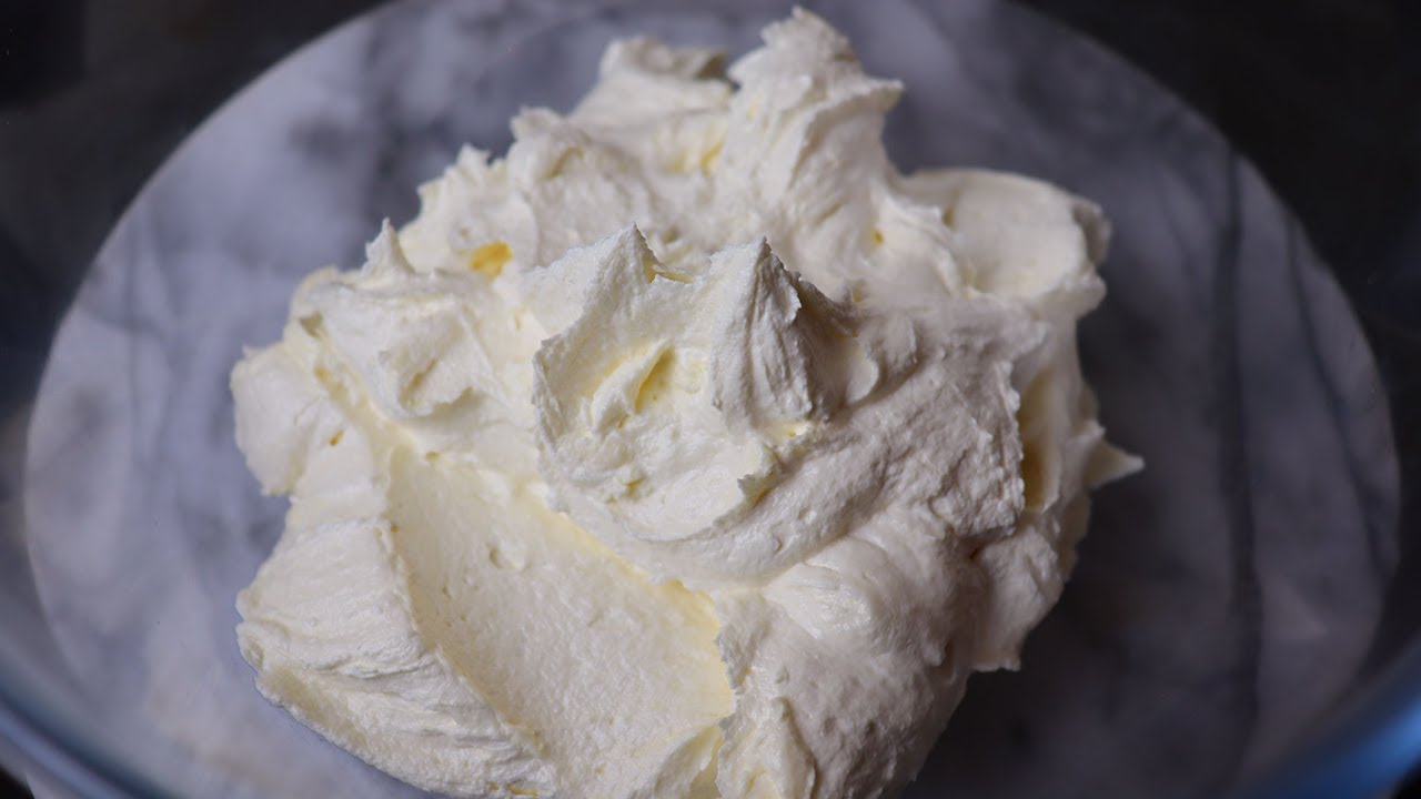 Perfect, White Vanilla Icecream Buttercream recipe/ How to make