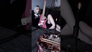 Watch her SHRED!  #bluemedusa @DaniSophia_Official  #alis...