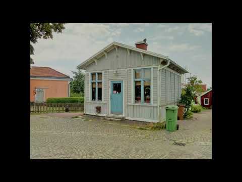 Bernardo Per Fredrik Pebaqués 13-minute-9-second presentation was uploaded on 18 July 2020. Its long title identifies Mönsterås, Småland and the Söderns Städer series; the description calls it a slideshow, walking-tour and photographic presentation with music. That makes it a slower, image-led counterpart to the aerial film, and a record of the creators photographic impressions rather than a current visitor guide. Viewers should use todays municipal information for access, opening times and services, since the harbour and town continue to evolve.