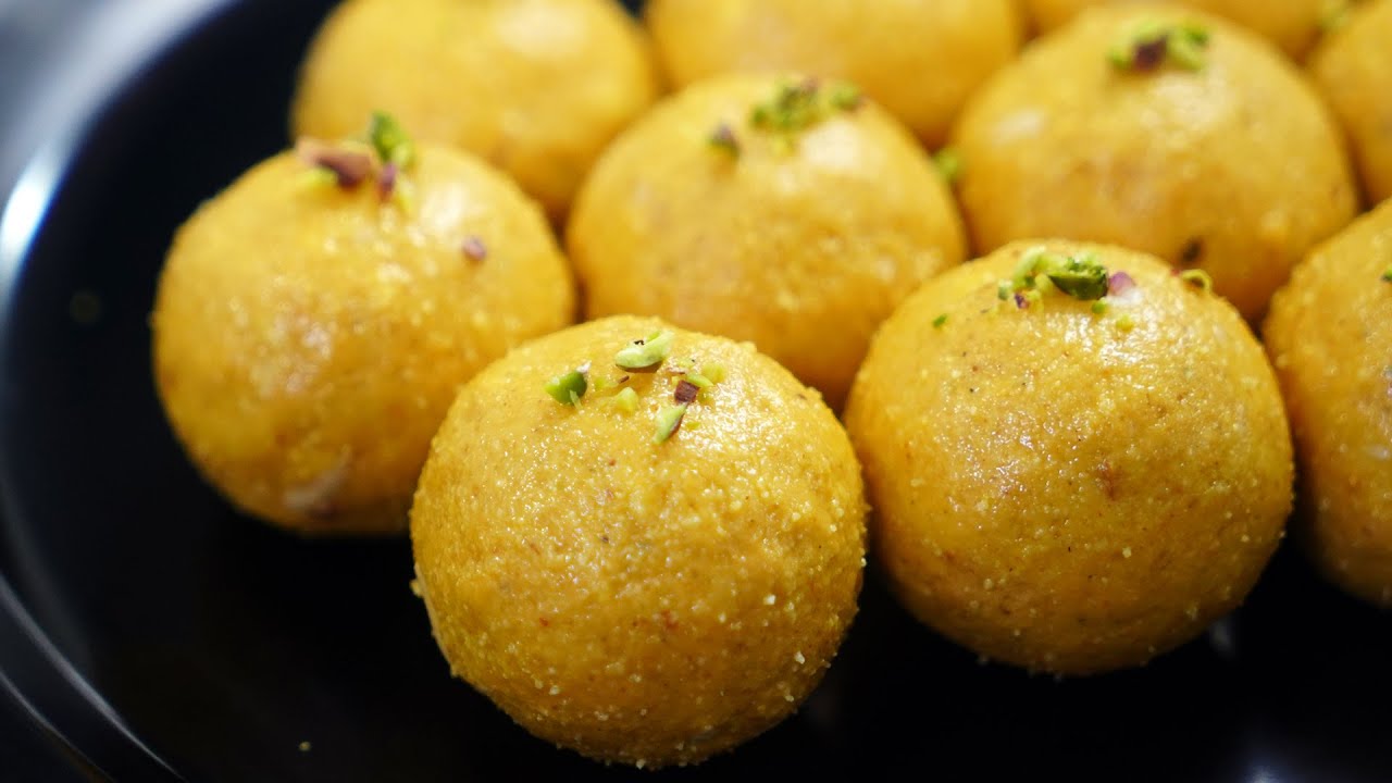 बेसन के लड्डू रेसिपी Besan ke ladoo (laddu) Recipe | बेसन लड्डू बनाने की विधि | Taste Unfold