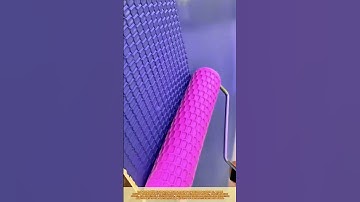 Skilled worker use a patterned roller for create a custom wall #workprocess #satisfying #shorts