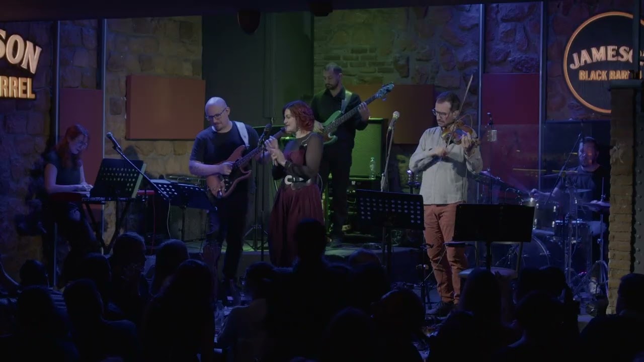 Πολυξένη Καράκογλου - Διαμάντω | Live Caja de Musica