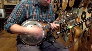 1930s Dobro resonator mandolin (4 string mod, uke tuning) 1930s Dobro resonator mandolin (4 string mod, uke tuning)