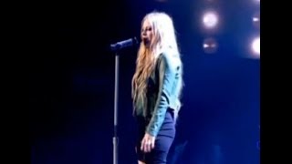 Avril Lavigne - Here's To Never Growing Up (on 'The Voice UK') by LFC 1892 5,995 views 10 years ago 3 minutes, 38 seconds